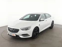 Weiß Gebraucht 2017 Opel Insignia Innovation Limousine | 20.420 € (Fairer Preis)