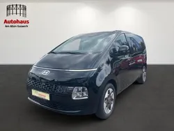 Abyss black / mic (schwarz) Neu 2025 Hyundai Staria Prime Van | 51.475 €