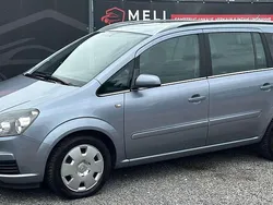 Grau Gebraucht 2006 Opel Zafira Edition Van / Kleinbus | 6.999 €