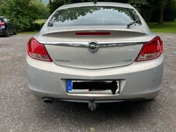 Grau Gebraucht 2010 Opel Insignia Sport Limousine | 2.490 € (Fairer Preis)