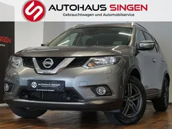 Grau (gun (m)) grau Gebraucht 2017 Nissan X-Trail N-Vision SUV | 17.990 € (Fairer Preis)