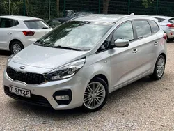 Silber Gebraucht 2018 Kia Carens Spirit Van / Kleinbus | 9.800 € (Fairer Preis)