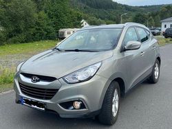 Beige Gebraucht 2011 Hyundai ix35 Style SUV | 10.500 € (Fairer Preis)