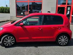 Rot Gebraucht 2017 VW up! Sound Kleinwagen | 9.550 € (Fairer Preis)