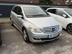 Silber Gebraucht 2006 Mercedes B200 Van / Kleinbus | 2.300 € (Fairer Preis)