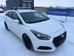 Weiß Gebraucht 2016 Hyundai i40 Trend Kombi | 7.299 € (Superpreis)