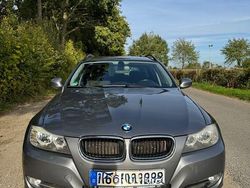 Grau Gebraucht 2008 BMW 320 M Sport Kombi | 4.699 € (Fairer Preis)