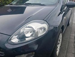 Blau Gebraucht 2013 Fiat Grande Punto Kleinwagen | 2.600 € (Fairer Preis)