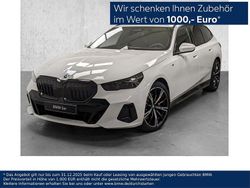 Alpinweiß uni Gebraucht 2024 BMW 520 M Sport Kombi | 53.490 € (Fairer Preis)