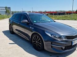 Grau Gebraucht 2017 Kia Optima Kombi | 13.222 € (Fairer Preis)