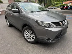 Grau Gebraucht 2015 Nissan Qashqai Acenta SUV | 13.000 € (Fairer Preis)