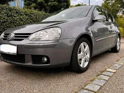 Grau Gebraucht 2008 VW Golf V Limousine | 2.700 € (Fairer Preis)
