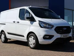 Weiß Gebraucht 2023 Ford Transit Custom Trend Van / Kleinbus | 33.856 € (Fairer Preis)