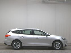 Silber Gebraucht 2021 Ford Focus Cool & Connect Limousine | 15.980 € (Superpreis)