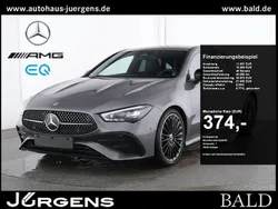 Grau metalliclack mountaingra Gebraucht 2024 Mercedes CLA220 AMG Limousine | 38.790 € (Fairer Preis)