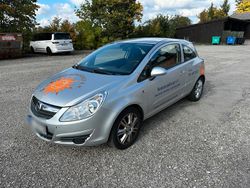 Silber Gebraucht 2006 Opel Corsa Kleinwagen | 2.500 € (Fairer Preis)