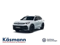 Oyster silver metallic Gebraucht 2024 VW Tiguan R-line SUV | 37.930 € (Fairer Preis)