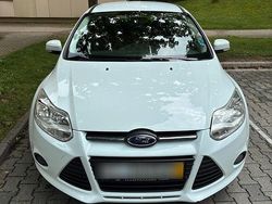 Weiß Gebraucht 2014 Ford Focus Kombi | 4.800 € (Fairer Preis)