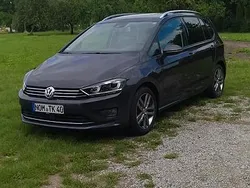 Grau Gebraucht 2015 VW Golf Sportsvan Van / Kleinbus | 13.500 € (Fairer Preis)