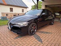Schwarz Gebraucht 2018 Alfa Romeo Giulia Veloce Limousine | 28.500 € (Fairer Preis)