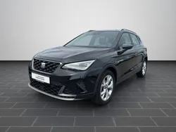 Midnight schwarz metallic (metallic) Gebraucht 2023 Seat Arona FR SUV | 19.280 € (Guter Preis)