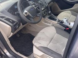 Grau Gebraucht 2011 Ford Focus Kombi | 4.000 € (Guter Preis)