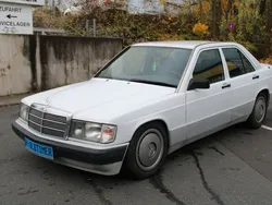 Weiß Gebraucht 1991 Mercedes 190 Limousine | 4.990 €