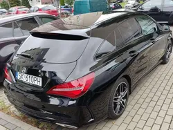 Schwarz Gebraucht 2017 Mercedes CLA200 Shooting Brake AMG line Kombi | 19.200 € (Fairer Preis)