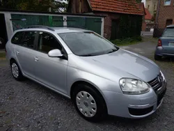 Silber Gebraucht 2007 VW Golf V Kombi | 3.990 €