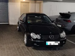 Schwarz Gebraucht 2004 Mercedes CLK500 Avantgarde Coupé | 14.000 €