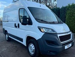 Weiß Gebraucht 2016 Peugeot Boxer Comfort plus Van | 11.499 €
