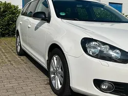 Weiß Gebraucht 2011 VW Golf VI Kombi | 5.900 € (Fairer Preis)