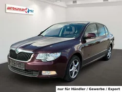 Rot Gebraucht 2011 Skoda Superb Limousine | 5.699 € (Superpreis)