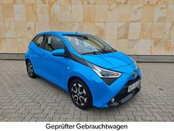 Blau Gebraucht 2019 Toyota Aygo Connect Style Kleinwagen | 11.990 € (Etwas zu teuer)