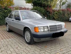 Silber Gebraucht 1990 Mercedes 190 Limousine | 5.200 €