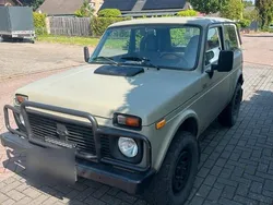 Grün Gebraucht 2008 Lada niva SUV | 6.350 € (Teuer)