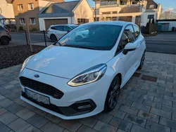 Weiß Gebraucht 2017 Ford Fiesta ST-Line Kleinwagen | 10.299 € (Guter Preis)