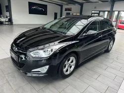 Schwarz Gebraucht 2012 Hyundai i40 Style Kombi | 8.900 € (Etwas zu teuer)