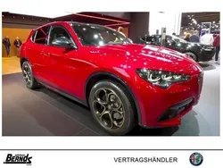Rot (rot) Neu 2025 Alfa Romeo Stelvio SUV | 42.420 €