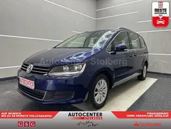 Blau Gebraucht 2017 VW Sharan Comfortline Van / Kleinbus | 19.690 €