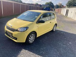 Beige Gebraucht 2012 Skoda Citigo Active Kleinwagen | 4.350 € (Etwas zu teuer)