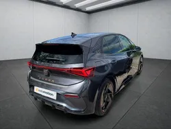 Grau Gebraucht 2022 Cupra Born Kleinwagen | 25.699 € (Fairer Preis)
