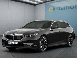 Schwarz Gebraucht 2025 BMW 540 Kombi | 102.299 €