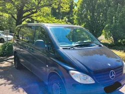 Schwarz Gebraucht 2004 Mercedes Vito Van / Kleinbus | 4.700 € (Etwas zu teuer)