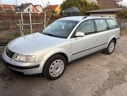 Silber Gebraucht 1999 VW Passat Kombi | 690 € (Guter Preis)