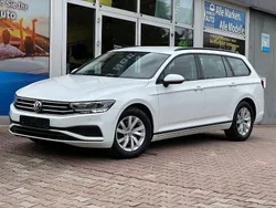 Weiß Gebraucht 2020 VW Passat Kombi | 20.800 € (Fairer Preis)