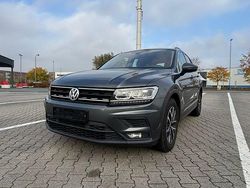 Grau Gebraucht 2018 VW Tiguan Comfortline SUV | 17.700 € (Fairer Preis)