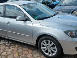 Silber Gebraucht 2006 Mazda 3 Kleinwagen | 950 € (Fairer Preis)