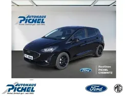 Silber (polarsilber metallic) Gebraucht 2023 Ford Fiesta Titanium Kleinwagen | 17.945 €