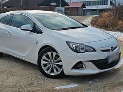 Weiß Gebraucht 2015 Opel Astra GTC Coupé | 8.200 €